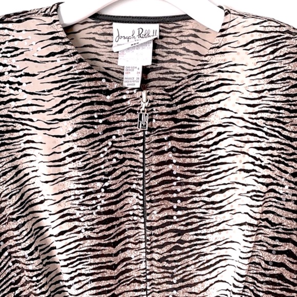 Vintage Joseph Ribkoff size 6 Front Zip Sequin Top - Picture 5 of 16